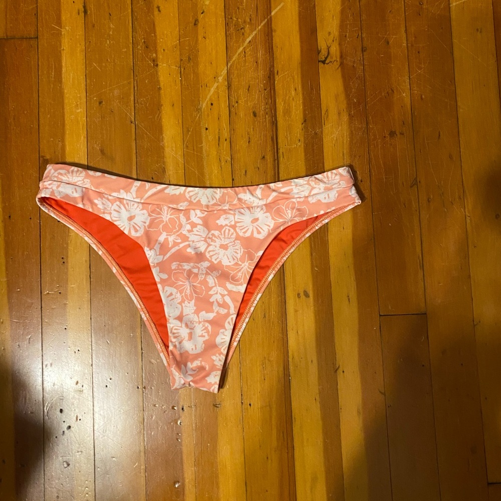 Jolyn Floral Bikini Bottoms in Coral and White